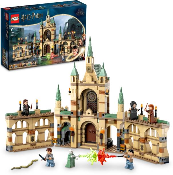 LEGO Harry Potter : The Battle of Hogwarts (730 Blocks) Model Building Kit