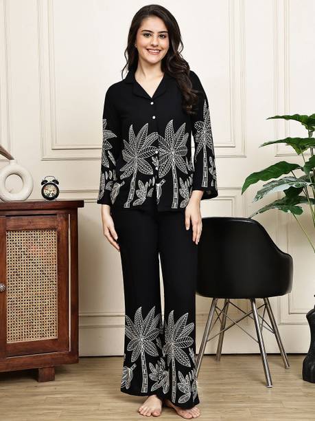 Claura Women Floral Print Black Night Suit Set