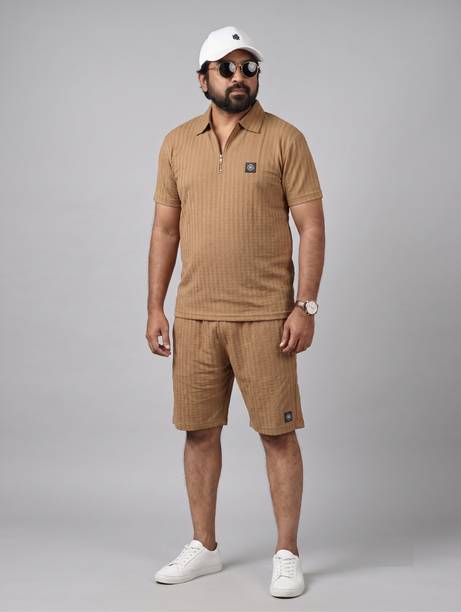 Men Top & Shorts Set Beige Self Design