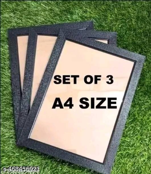 GrabBasket Plastic Wall Photo Frame