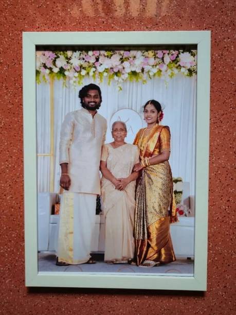 OCTACRAFT Acrylic Wall Photo Frame