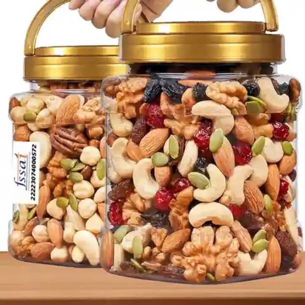SHIVAAY nutmixdryfruits1kg premium quality trail mix Almonds, Cashews, Apricots, Assorted Seeds & Nuts, Figs, Dry Dates, Walnuts, Raisins, Pistachios