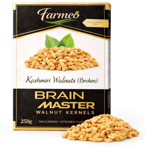 farmeo Kashmiri Walnuts Broken 250g Vacuum Walnuts