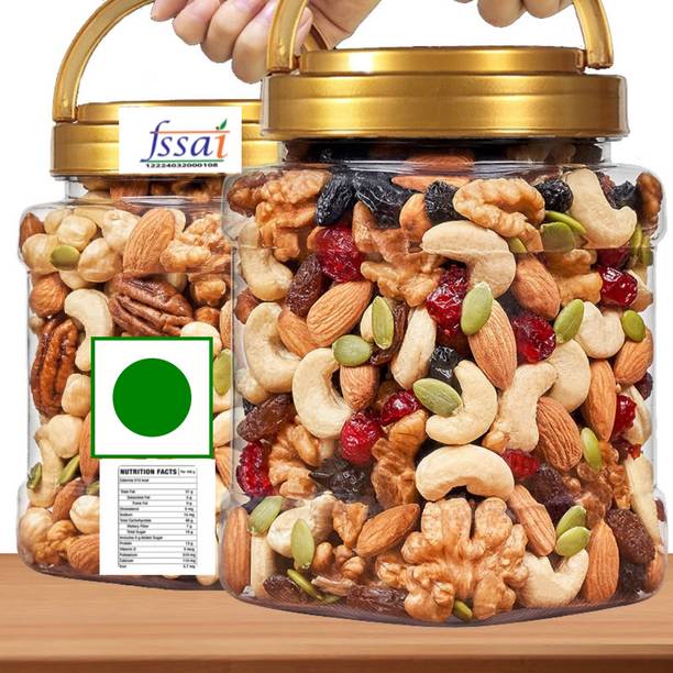 SHIVAAY trail nut mix dry fruits cashews , almonds , raisins , apricots , walnuts 1 kg Almonds, Cashews, Assorted Seeds & Nuts, Apricots, Figs, Dry Dates, Walnuts, Raisins, Pistachios