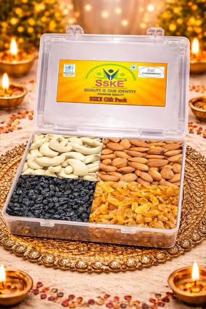 SSKE Healthy & Perfect Gift Pack Cashew | Almond | Black Raisins | Raisins 500g Assorted Nuts