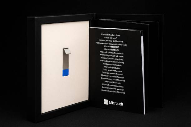 MICROSOFT Windows 11 Pro_AA012 1 User / 1 PC Lifetime Validity Retail License 32 /64 Bit (Flash Drive)