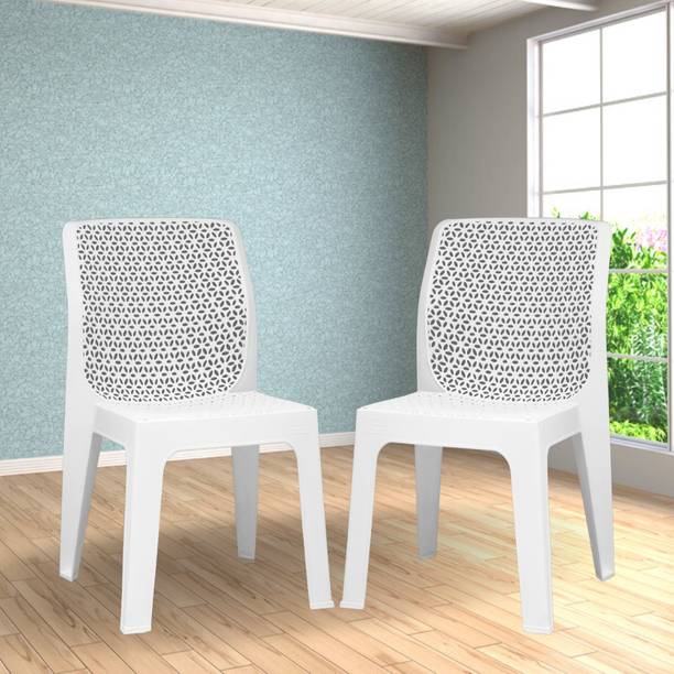 इटालिका Oxy Stackable Plastic Chair/Plastic Chair Set/Sturdy Chair For Home/ प्लास्टिक आउटडोर चेयर
