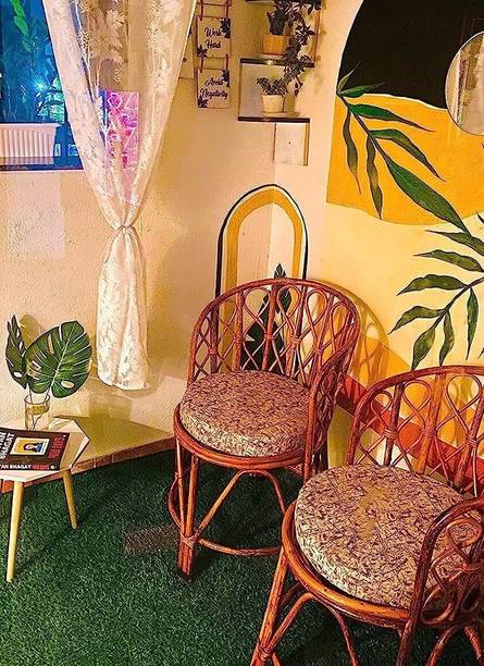 manufactree outdoor/indoore chair with cushion Cane Cafeteria Chair