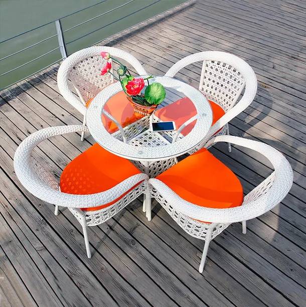 Urban Classic Metal Table & Chair Set