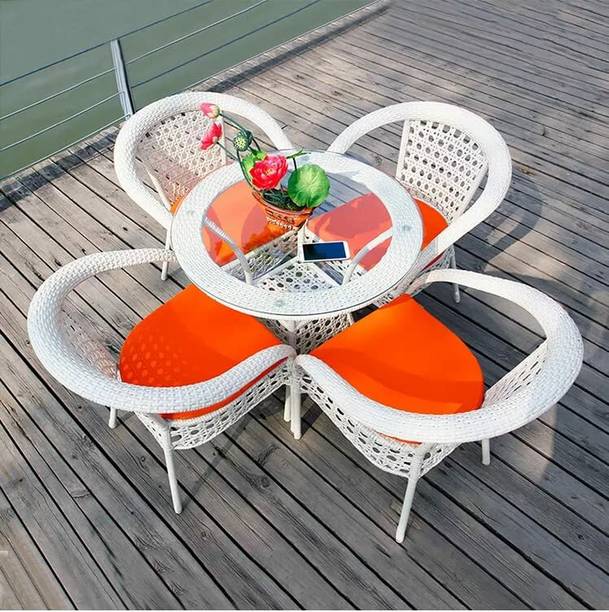 UrbanEscape Metal Table & Chair Set