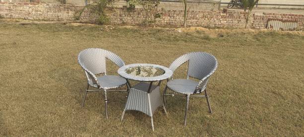 A I G Metal Table & Chair Set