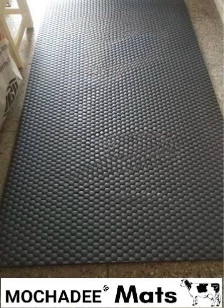 Mochadee Mat For Cow,BPA Free,Easy Clean And Waterproof,Anti Slip Cow Pet Mat BLACK 733 Cow Pet Mat