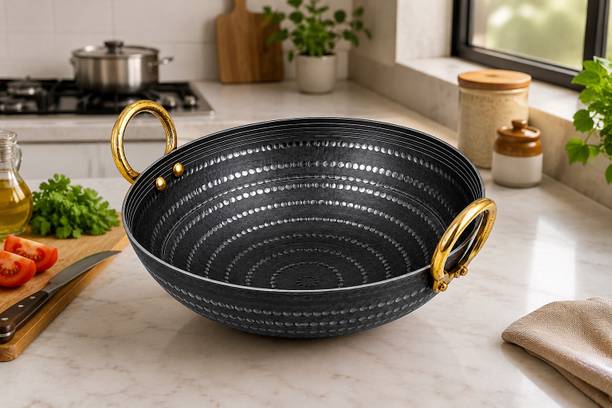 Aayu craft Iron Matthar Kadai | Hammered Kadai with Handle for Kitchen Kadhai 18 cm diameter 3 L capacity