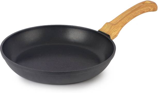 cello Castello Die Cast 24Cm | Wooden Handle | Scratch Resistant | Black Fry Pan 24 cm diameter with Lid 1 L capacity