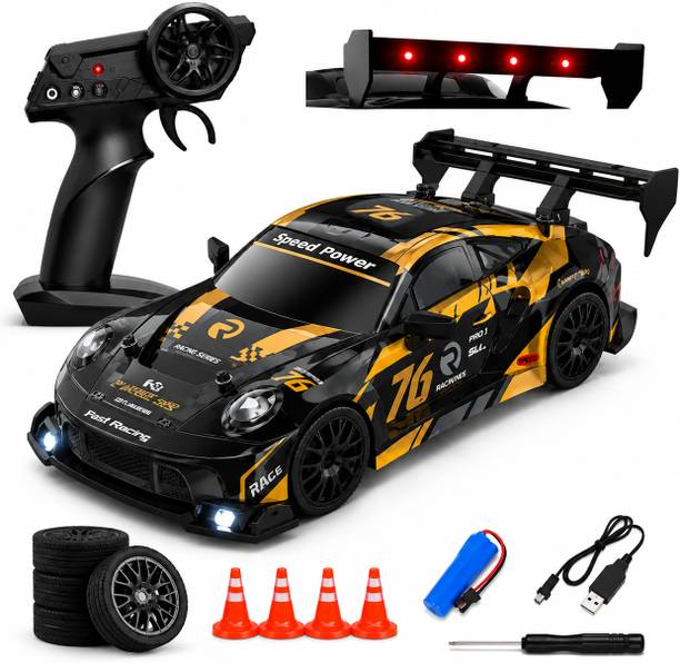 MEMOBEES RC Racing Drift Car 1:24 Scale | LED Light Effects & Rechargeable Battery