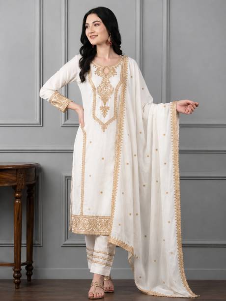 Natural texture ethnic wear summer fashion 2026