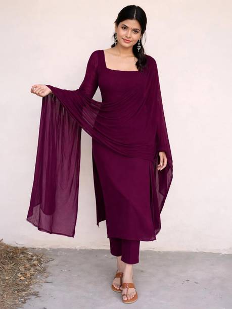 Straight Kurti paired with tailored trousers for office wear