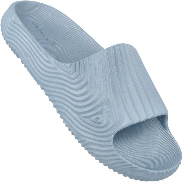 walkaroo slippers for mens