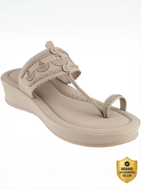 Catwalk Women Flats Sandal