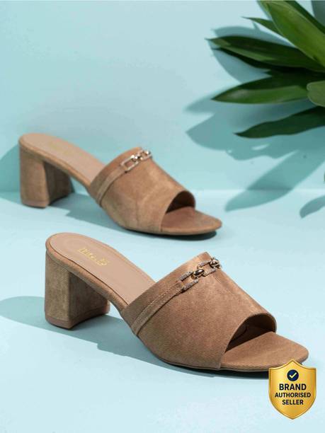 Women Party Wear Solid Square Toe Heels Heels Sandal