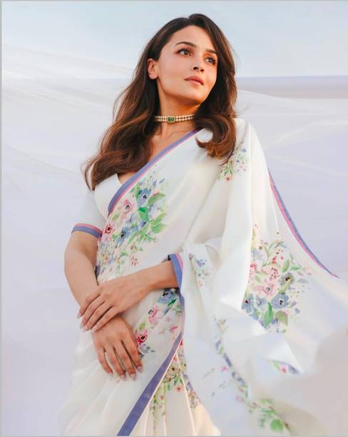 Prutha Fashion Digital Print Bollywood Georgette White Sarees Online @  | galgota.in - Image 2