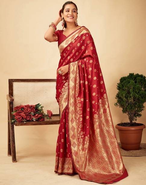 Houri Fab Woven, Embellished Banarasi Pure Silk, Jacquard Saree