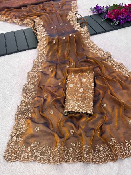 Embroidered, Floral Print, Solid/Plain Bollywood Chiffon Saree