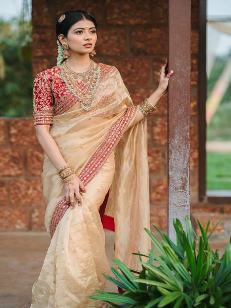 shree maruti fashion Embroidered Bollywood Jimmy choo Saree