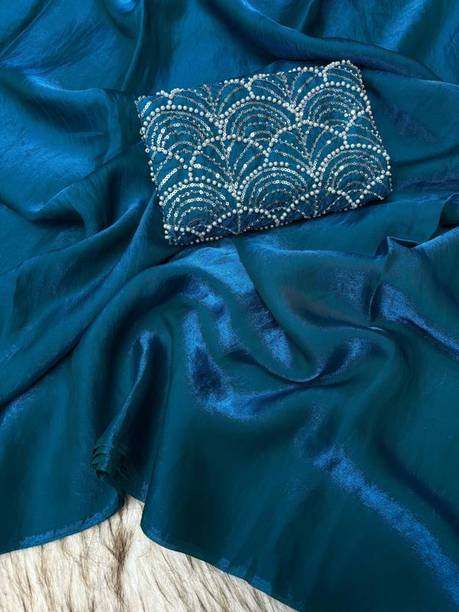GULGORSHI FASHION Embroidered Bollywood Jimmy Jimmy Saree