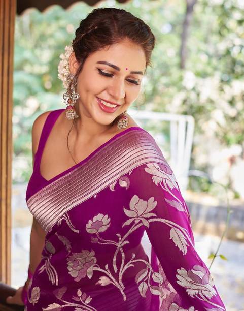 SIRIL Embellished, Paisley, Checkered, Color Block Bhagalpuri Silk Blend, Jacquard Saree - Image 2