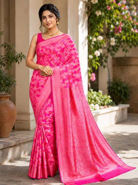 Woven, Self Design, Geometric Print, Paisley Bollywood Jacquard Saree