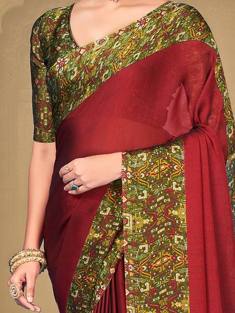 Divastri Printed Bollywood Chiffon Maroon Sarees Online @  | galgota.in - Image 3
