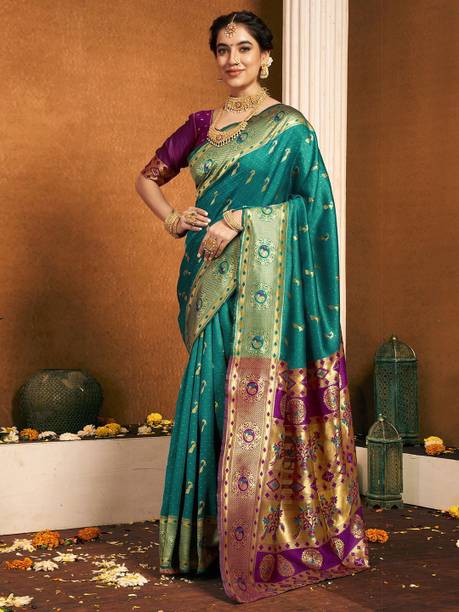 Houri Fab Woven, Embellished Banarasi Pure Silk, Jacquard Saree
