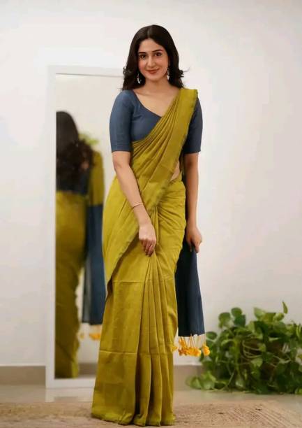 Binay textile Solid/Plain Bollywood Handloom Cotton Blend Saree