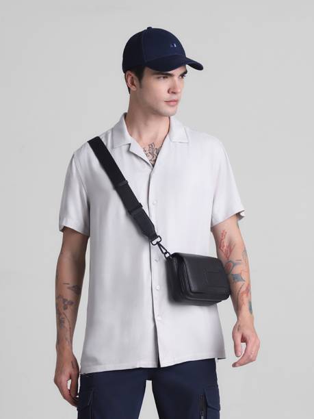 JACK & JONES Men Regular Fit Solid Lapel Collar Casual Shirt