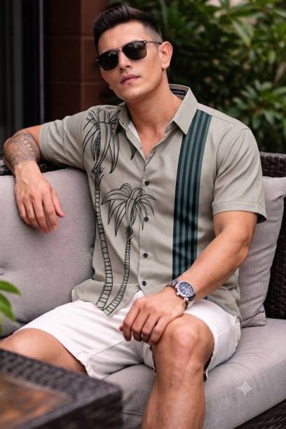 Men Regular, Relaxed Fit Fit Color Block, Geometric Print, Graphic Print, Printed Spread Collar Casual Shirt