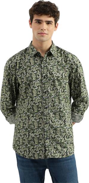 United Colors of Benetton Men Slim Fit Printed Spread Collar Casual Shirt