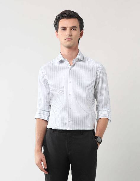 Men Slim Fit Striped Spread Collar Formal Shirt