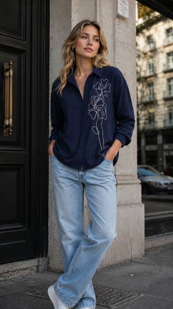 Women Regular Fit Printed Cut Away Collar Casual Shirt