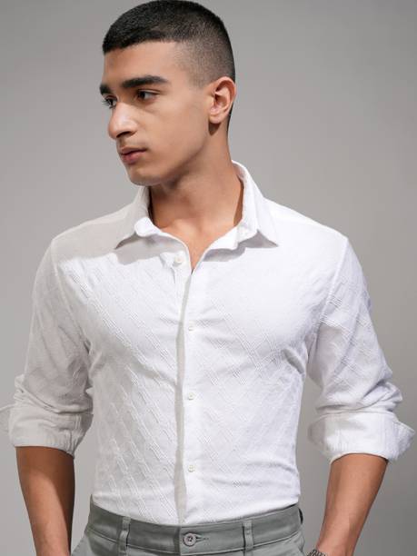 HIGHLANDER Men Slim Fit Self Design Cut Away Collar Formal Shirt