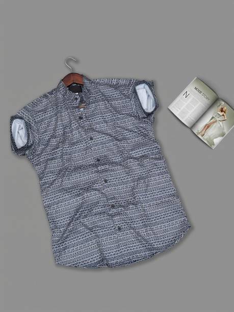 Men Regular Fit Printed Cut Away Collar Casual Shirt