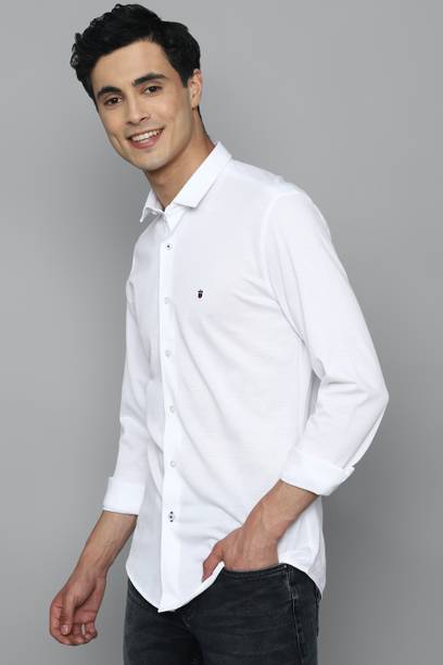 Men Super Slim Fit Solid Spread Collar Casual Shirt