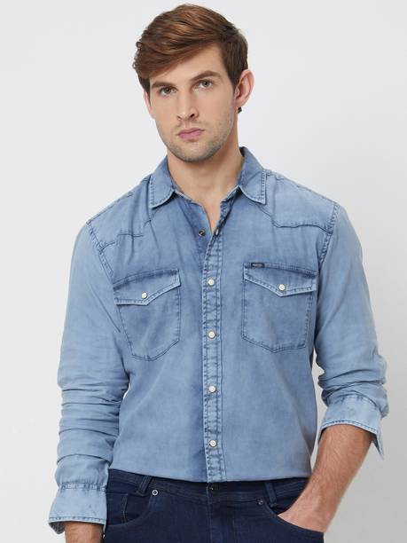 Men Slim Fit Washed Spread Collar Casual Shirt