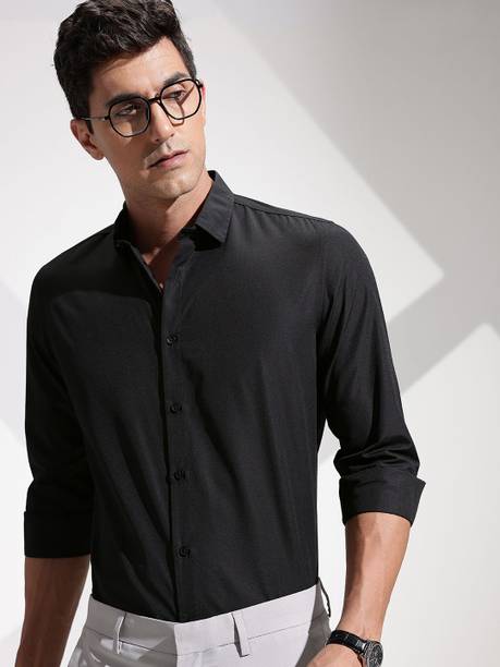 encore by INVICTUS Men Solid Party Black Shirt
