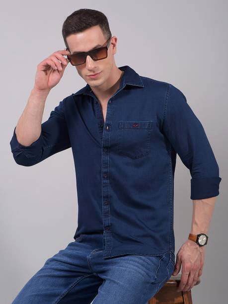 Men Slim Fit Solid Spread Collar Casual Shirt