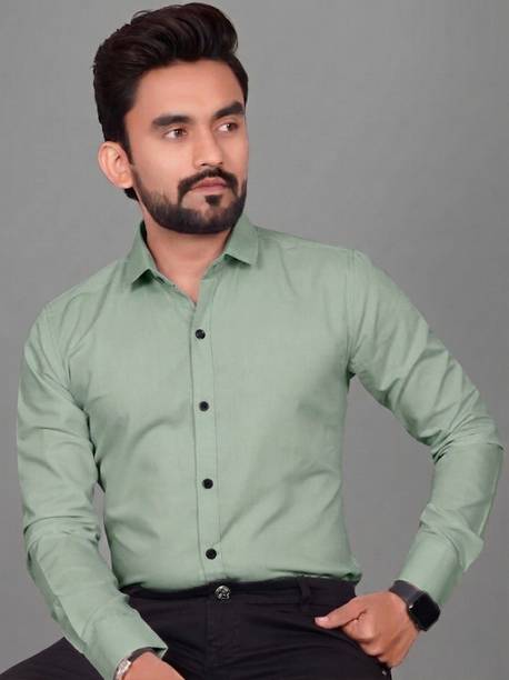 Threadhaven Men Regular Fit Solid Spread Collar Formal Shirt