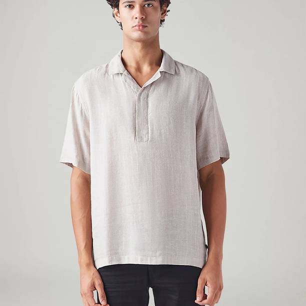 LEVI'S Men Relaxed Fit Solid Spread Collar Casual Shirt