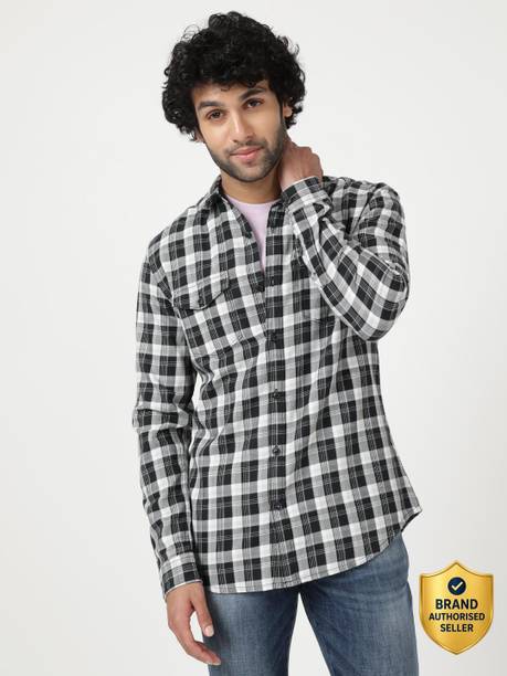 Wrangler Men Checkered Casual Black Shirt