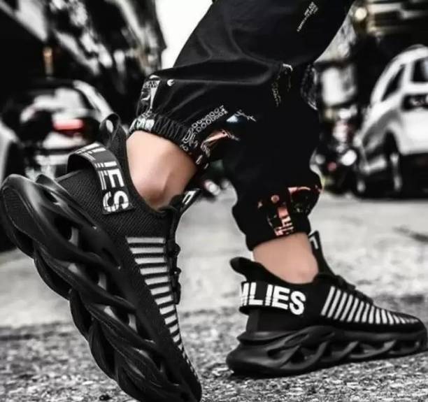 URBANBOX Walking Shoes For Men