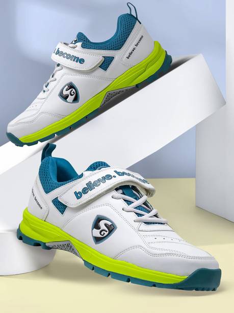 SG CENTURY 6.0 Cricket Shoe For Flexible Grip Size: UK7/US...